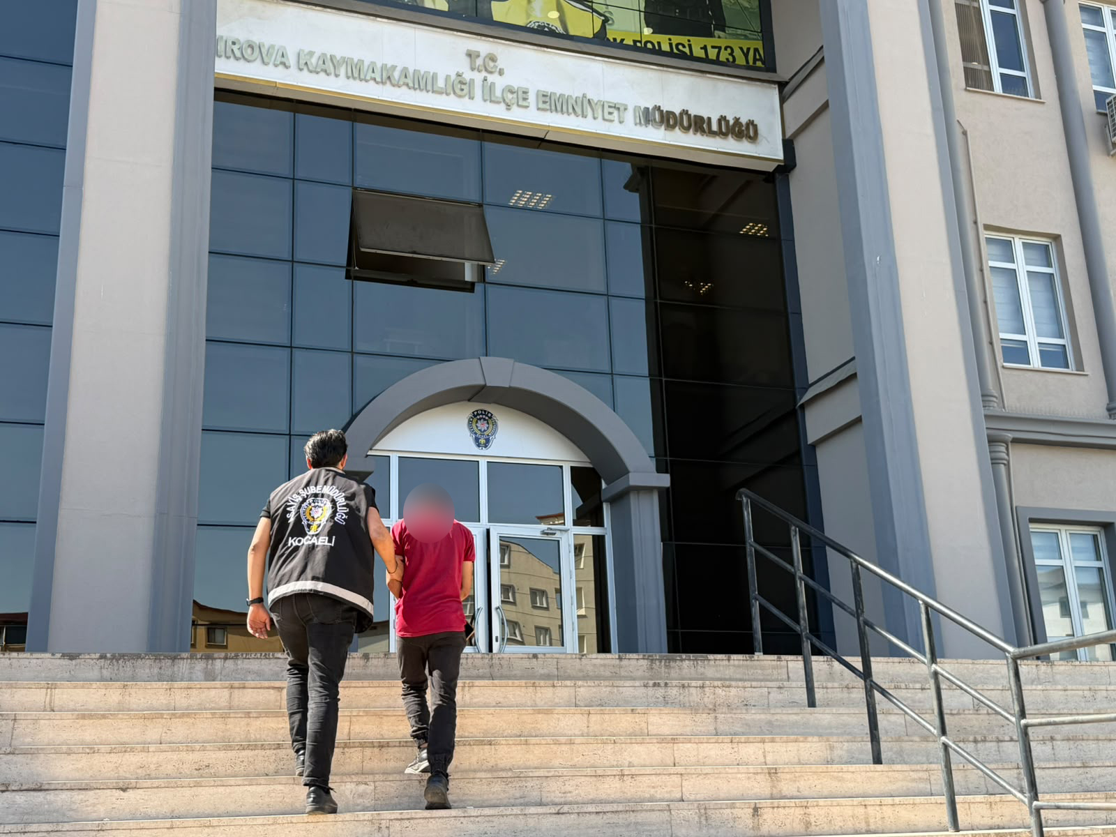 Kocaeli'de Hapis Cezası Bulunan Şahıs Operasyonla Yakalandı