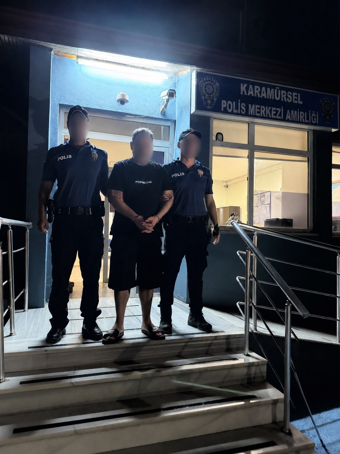 Karamürsel'de Dolandırıcılık ve Hırsızlık Suçlusu Yakalandı