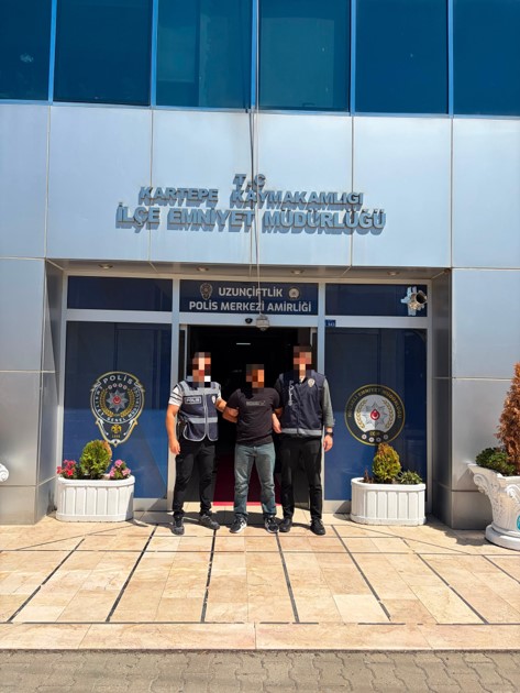 Kartepe'de Hırsızlık Suçundan Aranan Şahıs Yakalandı