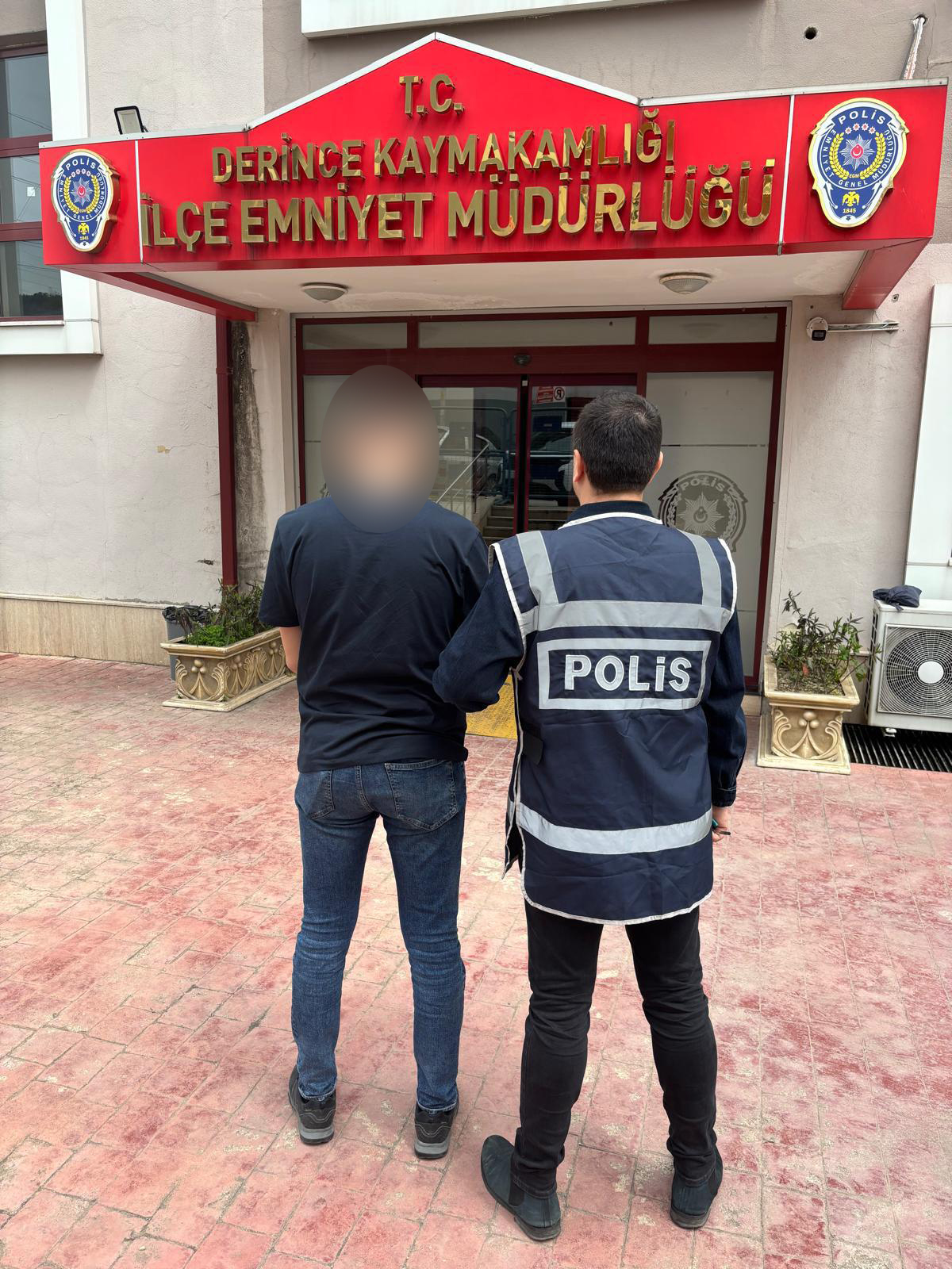 Derince'de Kasten Yaralama Suçundan Aranan C.G. Yakalandı