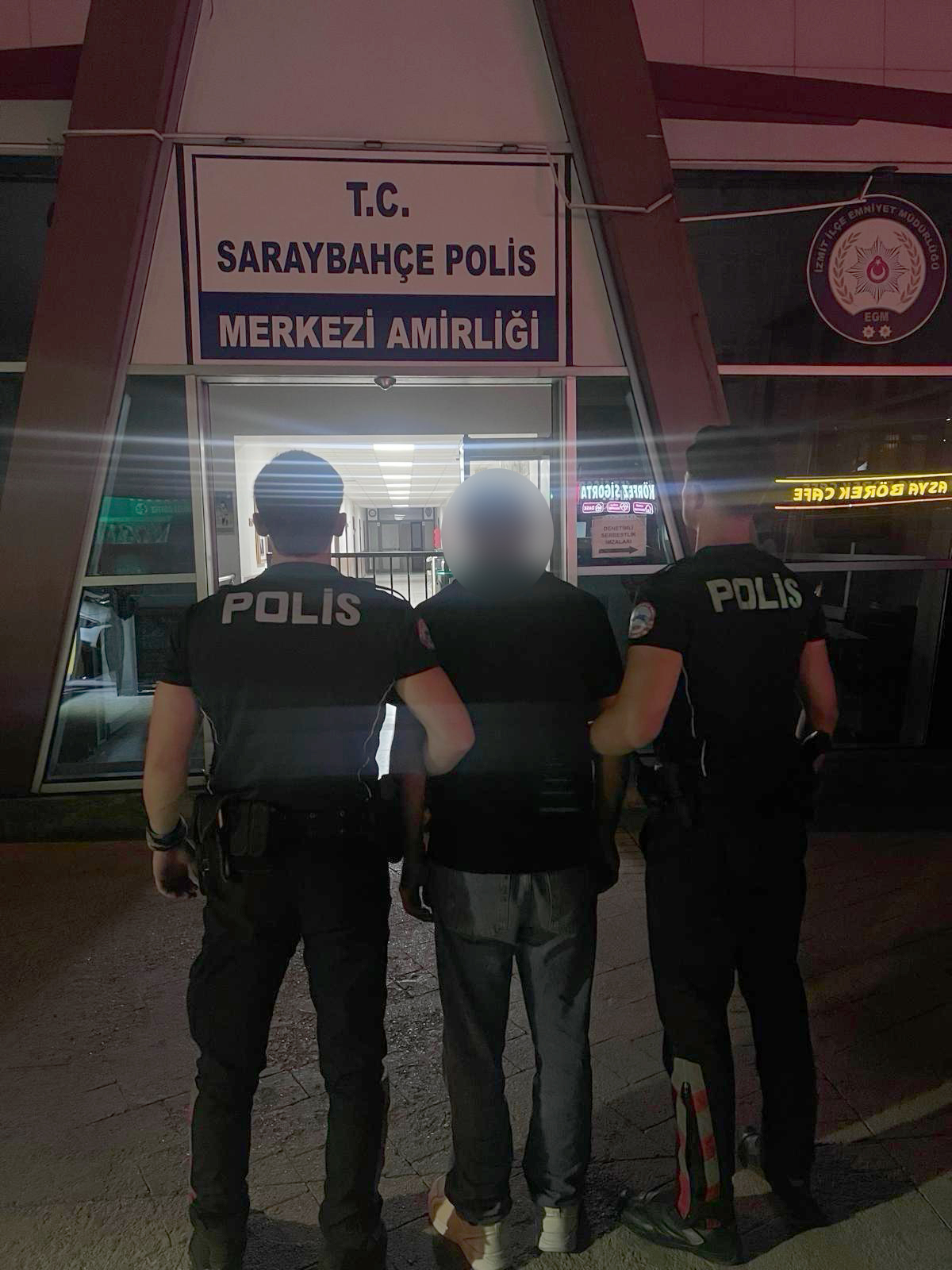 İzmit'te Motosikletli Polis Timleri Tarafından Gözaltına Alınan Şahısın 5 Yıl Hapis Cezası Bulundu