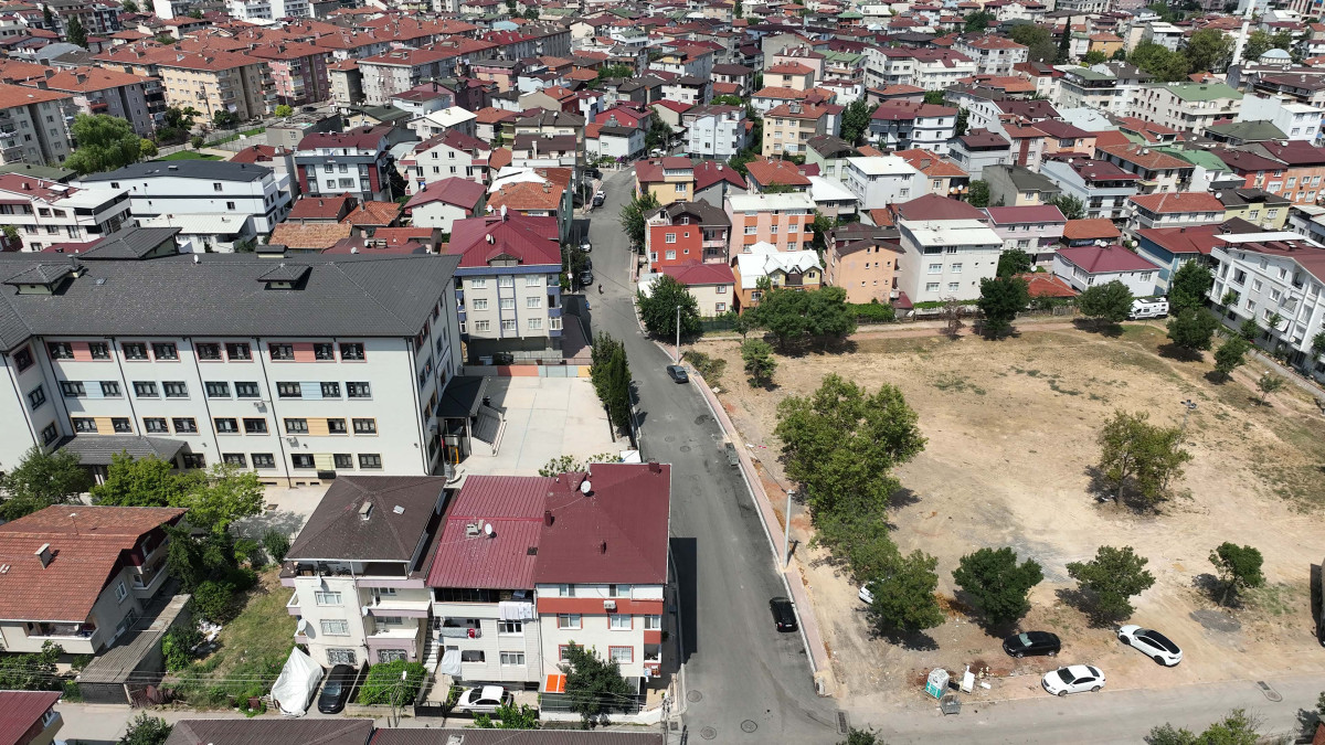 Darıca Mevlana Caddesi Modern Altyapı ve Üstyapı ile Yenilendi